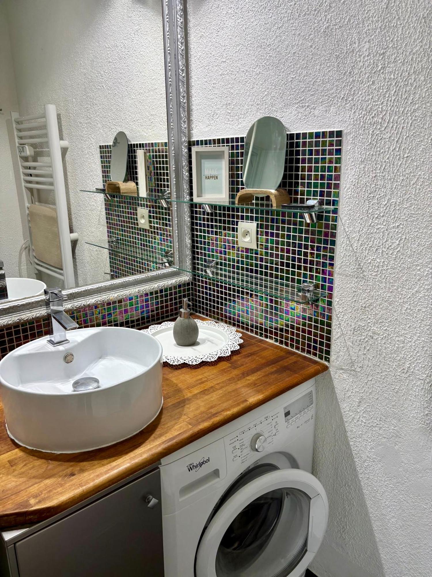 Apartamento Sejour Au Port Hyères Exterior foto