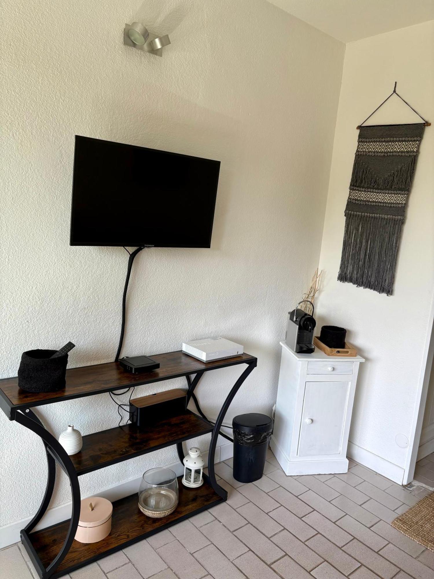 Apartamento Sejour Au Port Hyères Exterior foto