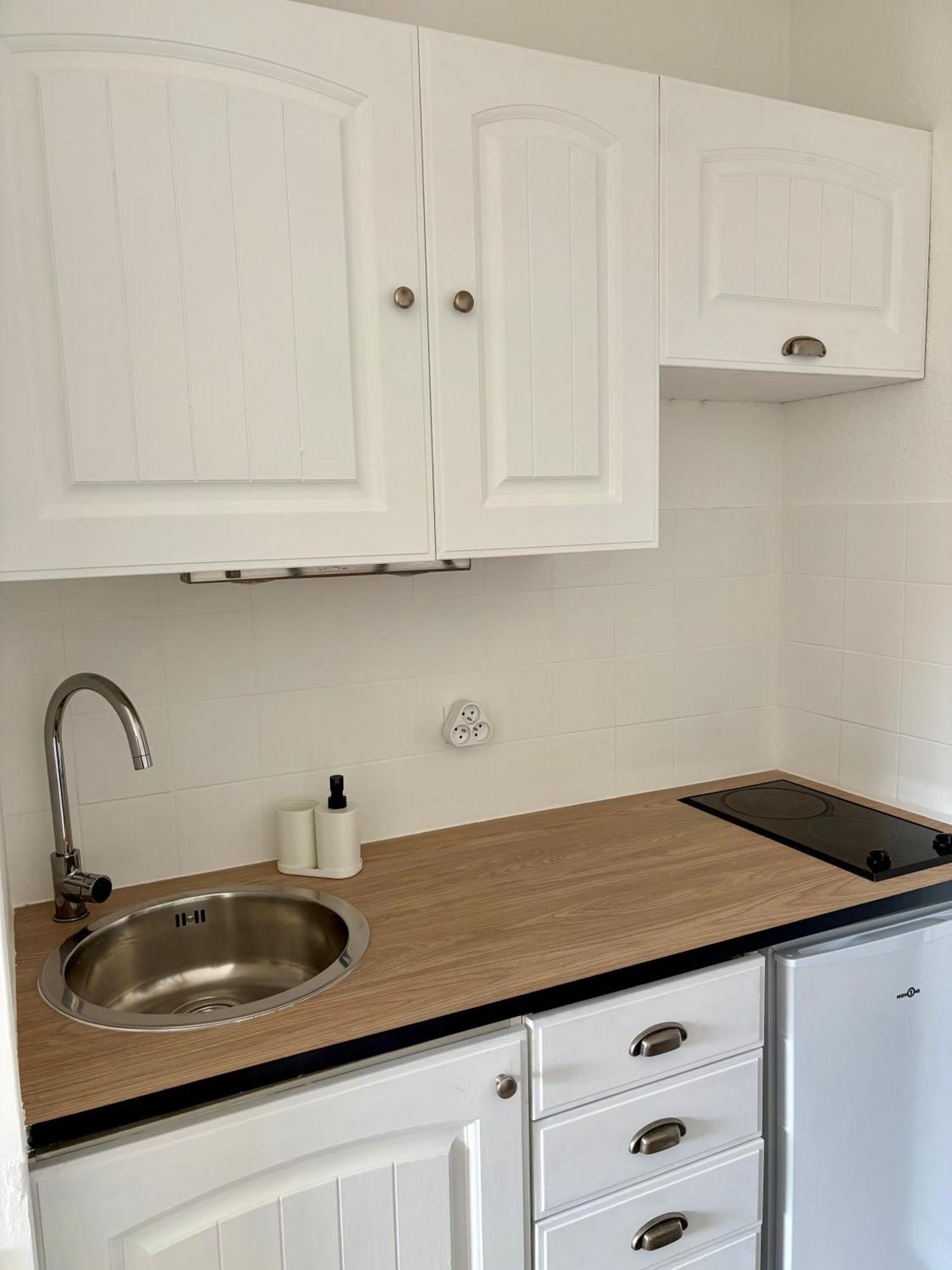 Apartamento Sejour Au Port Hyères Exterior foto