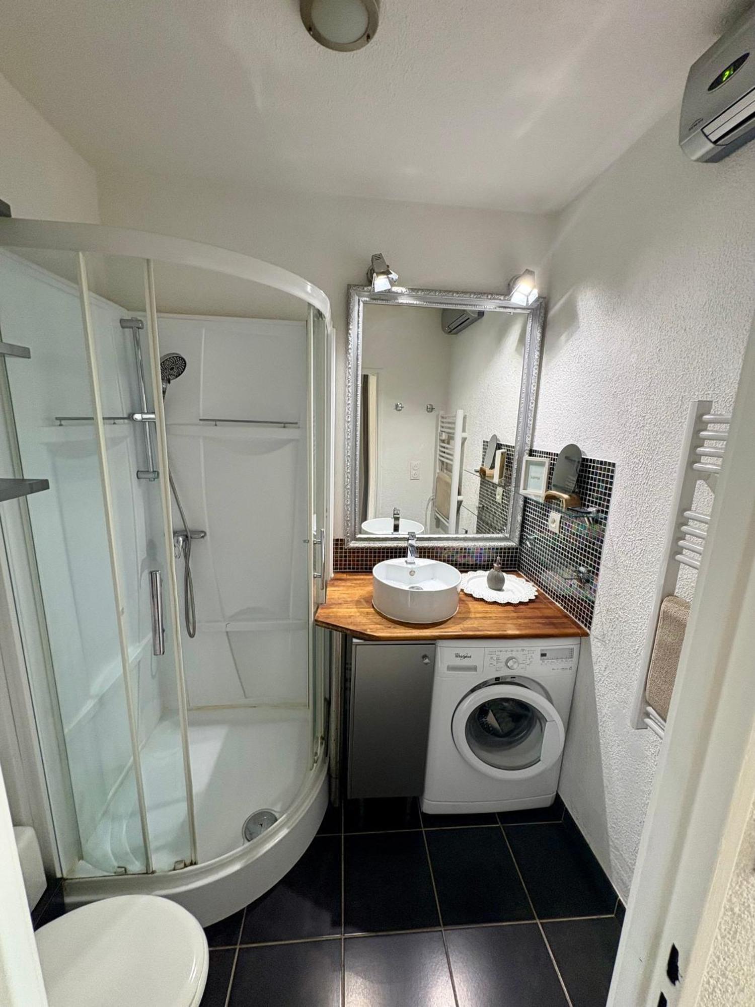 Apartamento Sejour Au Port Hyères Exterior foto
